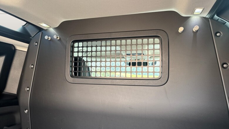 Land Rover Defender 90 Diesel 3.0 D250 Hard Top Auto